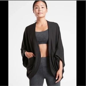 Unused extra small black Athleta cocoon wrap